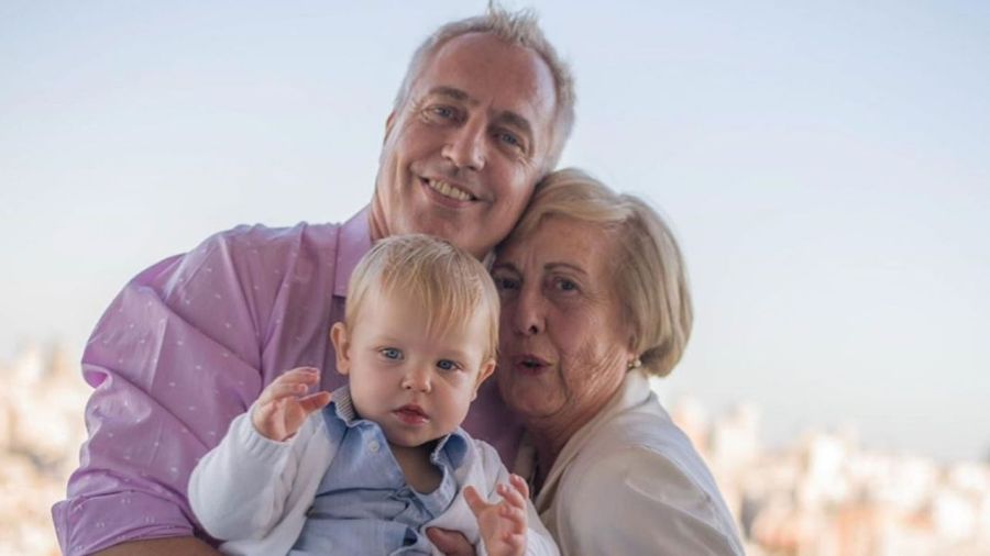 Marley y su mamá Oma